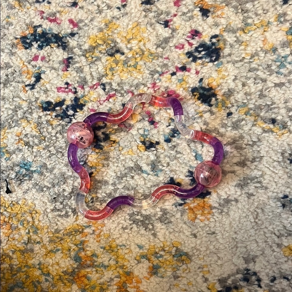 Atomic Tangle